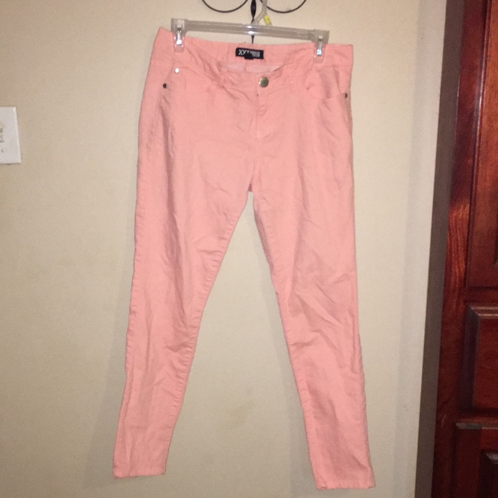 Ladies stretch denim jeans.